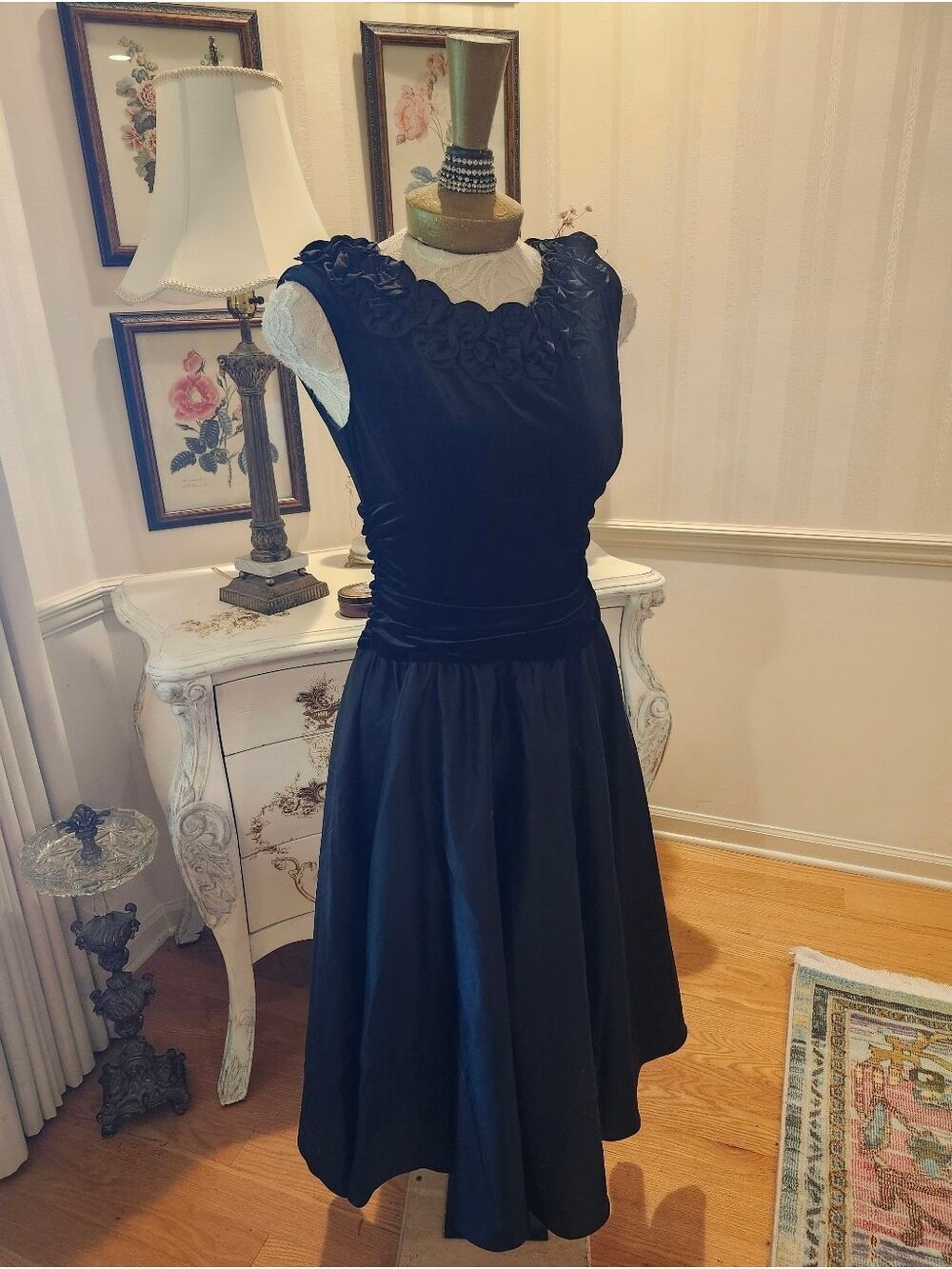 Noir Jessica Howard Romantic Black Velvet Dreams Dress 6